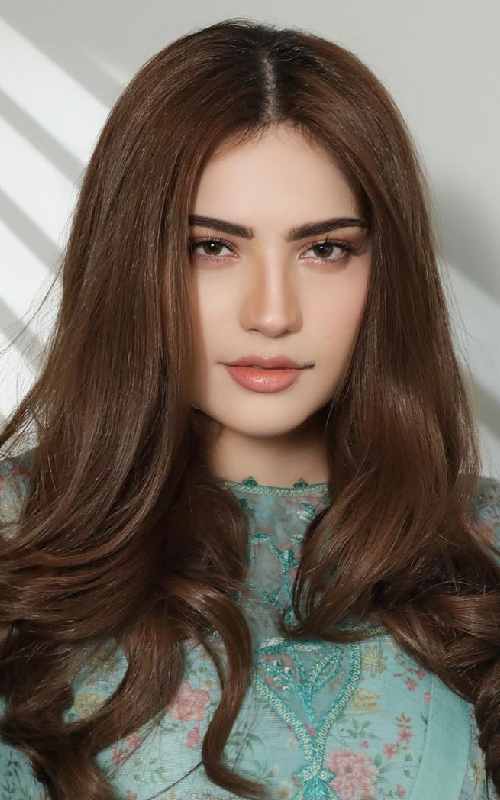 Neelam Muneer Khan